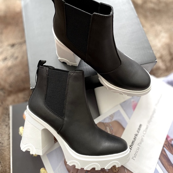 Sorel Brex Heel Chelsea Bootie - Picture 7 of 16